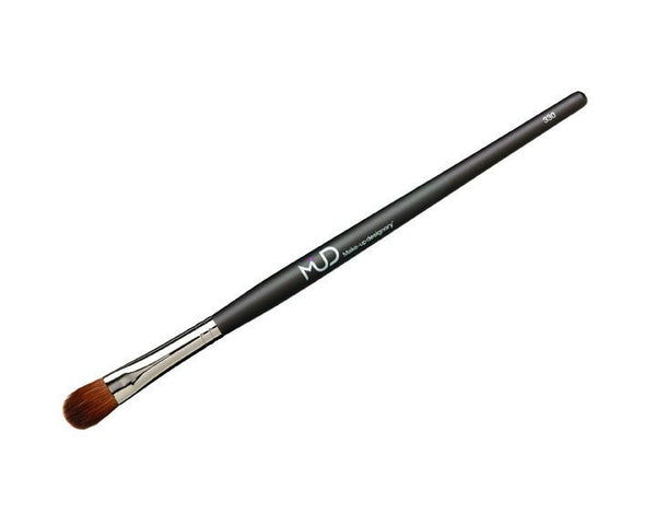 Brush #330 Shadow Fluff